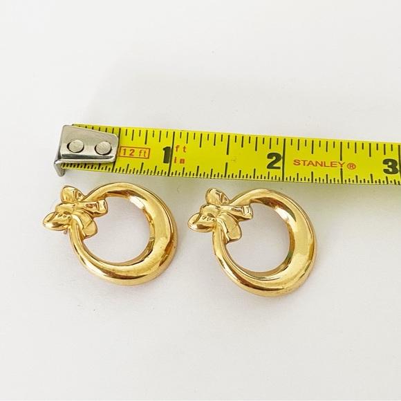 14k yellow gold bow wreath large statement earrings - Picture 6 of 7